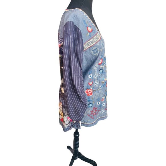 John Mark Workshop Chambray Peasant Top Grey L Embroidered Bell Sleeves Boho - Picture 4 of 12